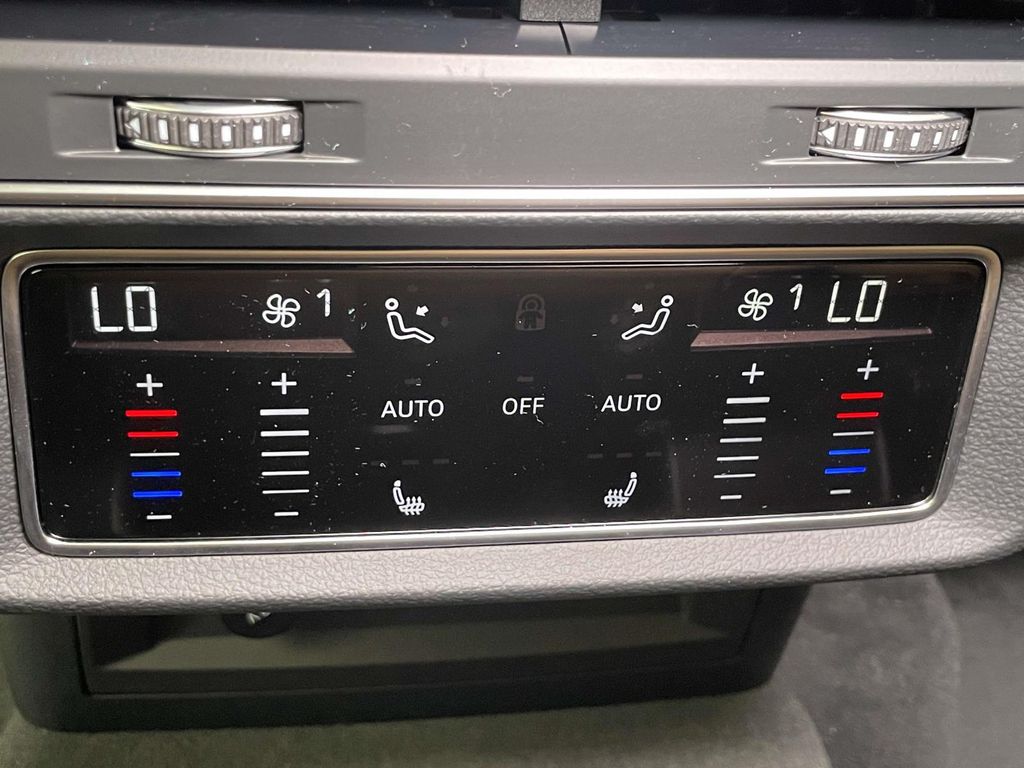 2026 Audi Q7  Blue at Audi Porsche Sewickley