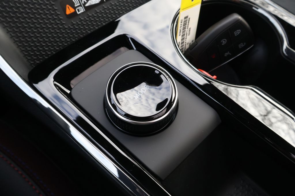 Thumbnail: 2026 Chevrolet Equinox - 32