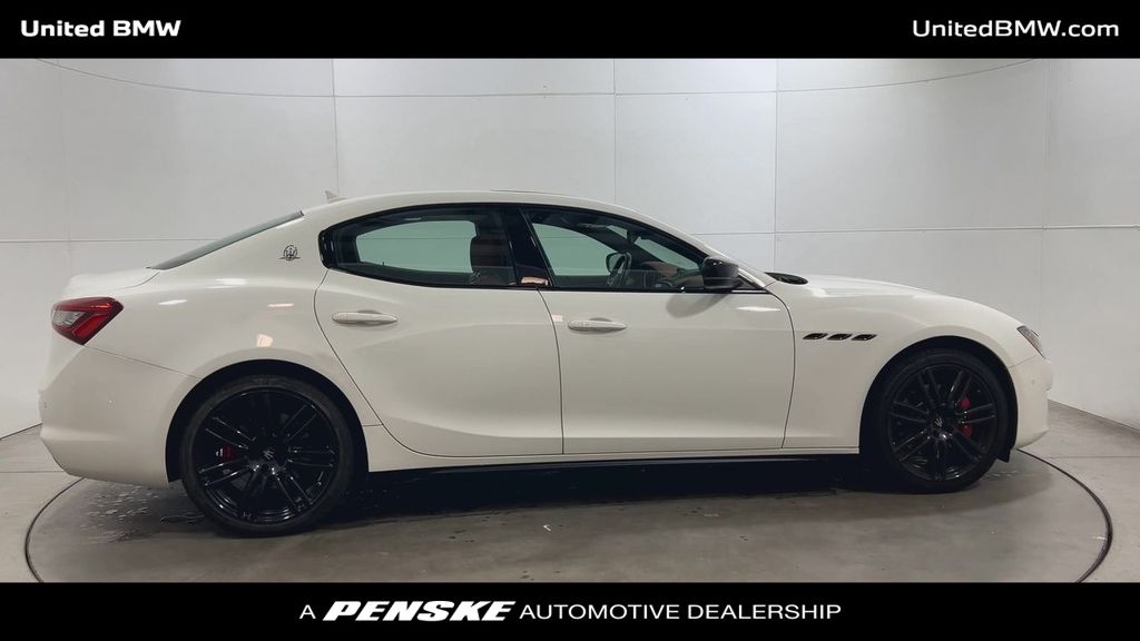 Thumbnail: 2020 Maserati Ghibli - 9