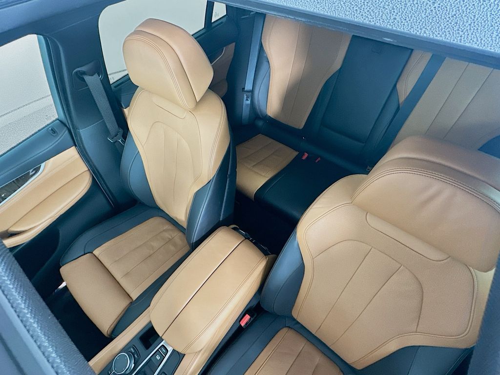 Thumbnail: 2019 BMW X6 - 22