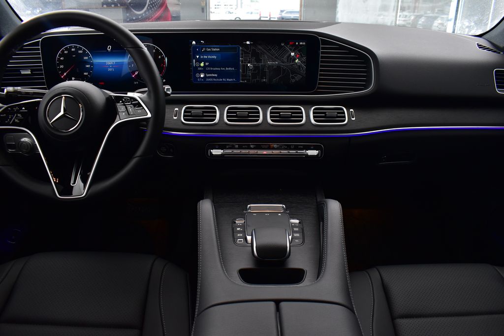 Thumbnail: 2025 Mercedes-Benz GLE - 26