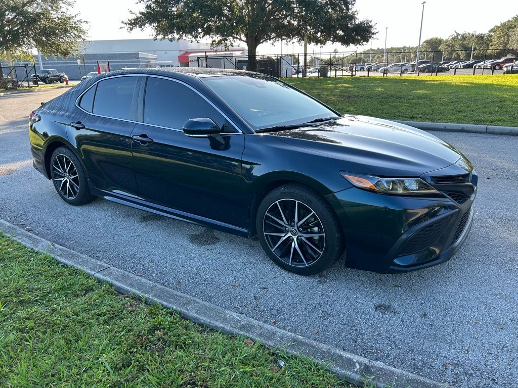 Thumbnail: 2021 Toyota Camry - 7