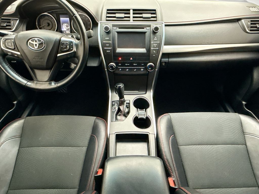 Thumbnail: 2016 Toyota Camry - 13