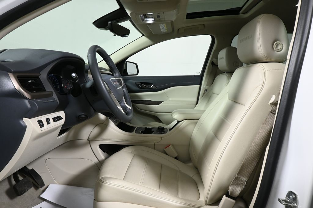 Thumbnail: 2023 GMC Acadia - 3