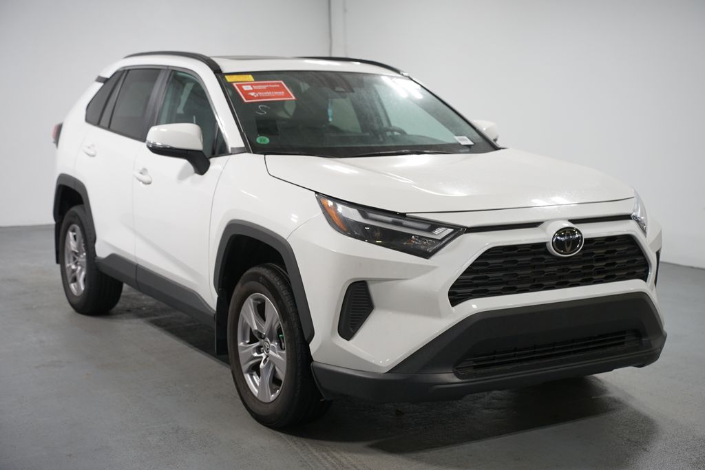 Thumbnail: 2024 Toyota RAV4 - 3