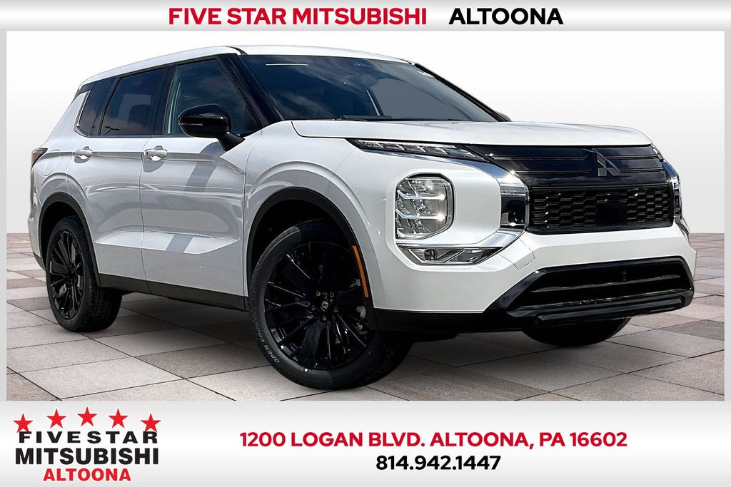 White Diamond 2026 Mitsubishi Outlander SUV / Crossover Front-Wheel Drive Continuously Variable Transmission