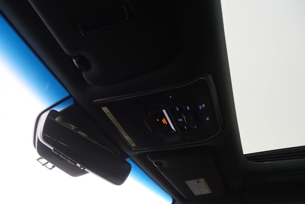 Thumbnail: 2024 Lexus LX - 28