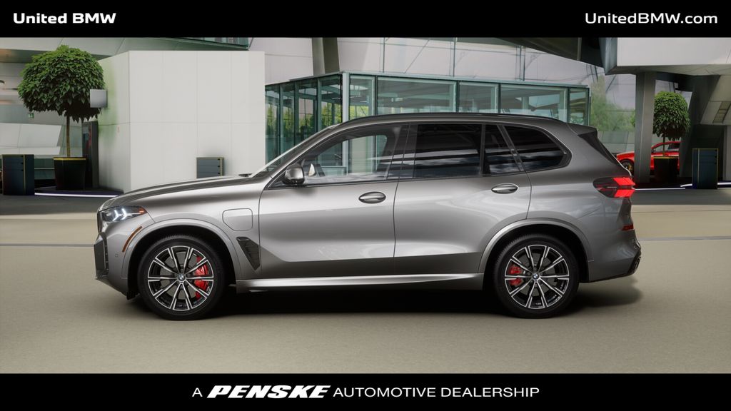Thumbnail: 2026 BMW X5 - 4