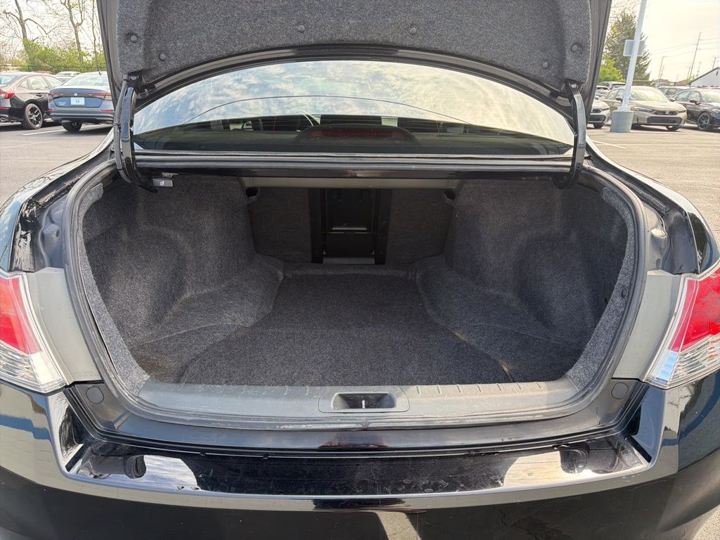 Thumbnail: 2012 Honda Accord - 21