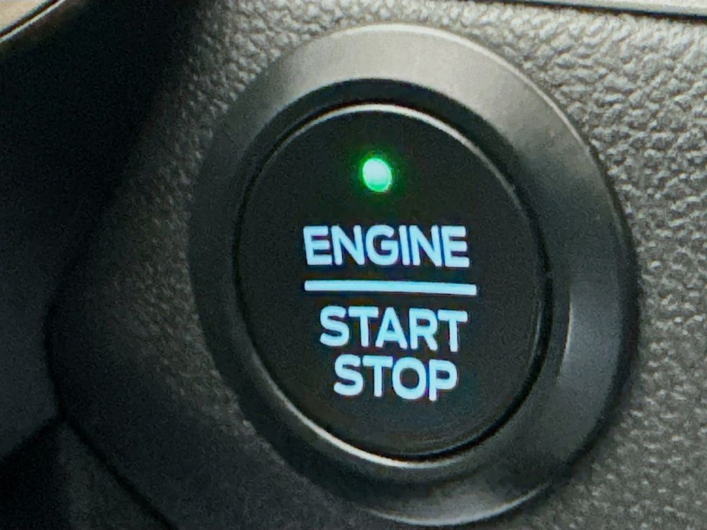 Used Car 2020 Ford Escape  Se For Sale Under $20,000 In Austin, Texas