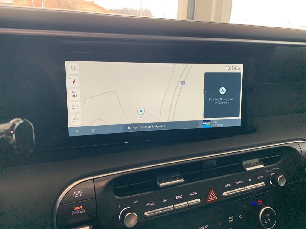 New 2026 White Hyundai SEL image 8