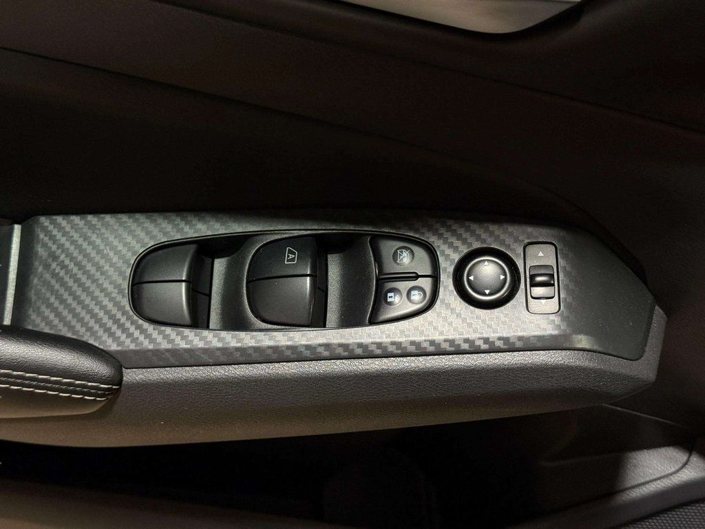 Certified Used 2025 Super Black Nissan 2.5 SV image 18