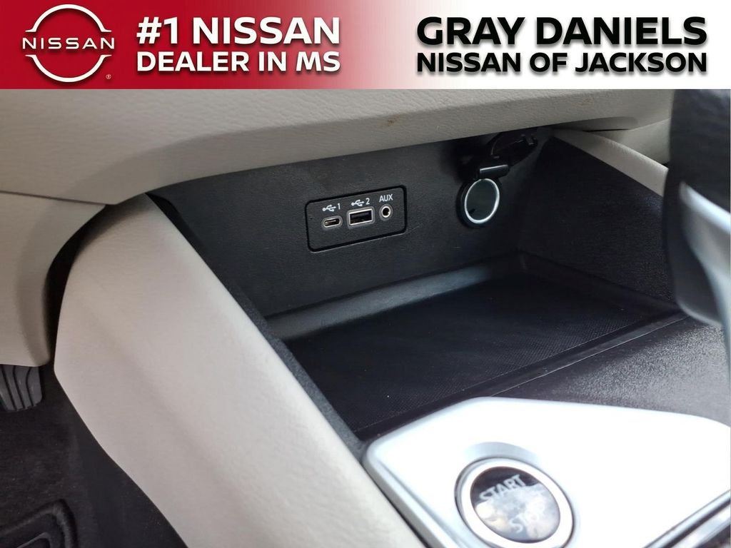 Used 2025 Nissan Altima Sedan