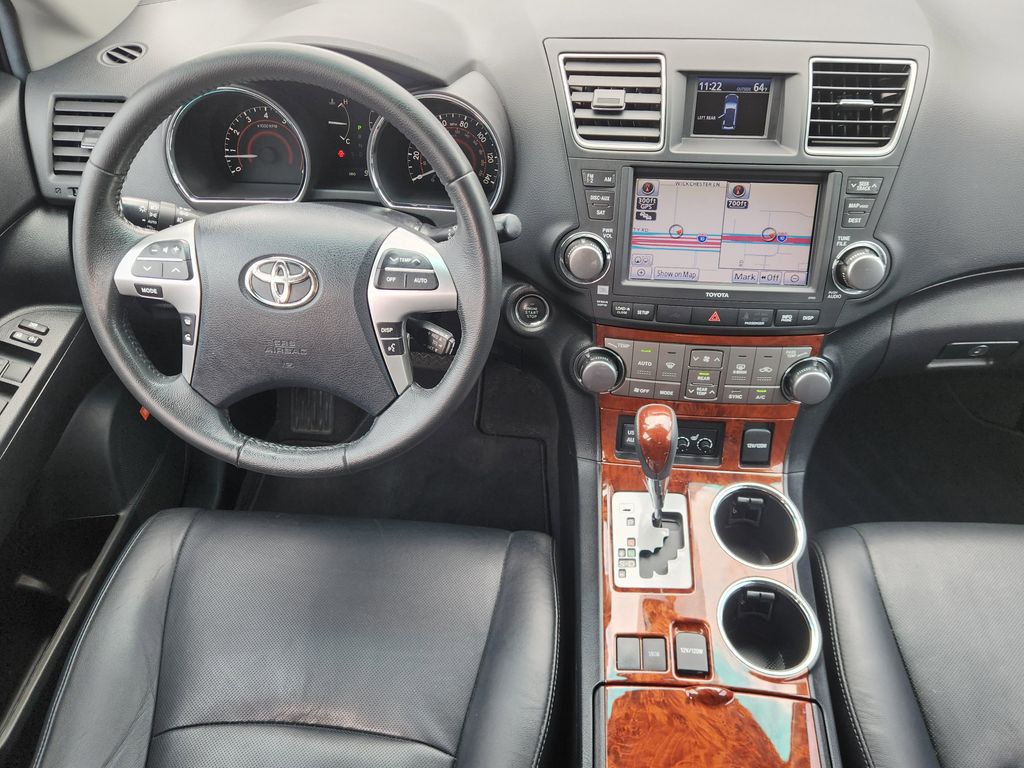 2012 Toyota Highlander Limited White at Emmons Autoplex