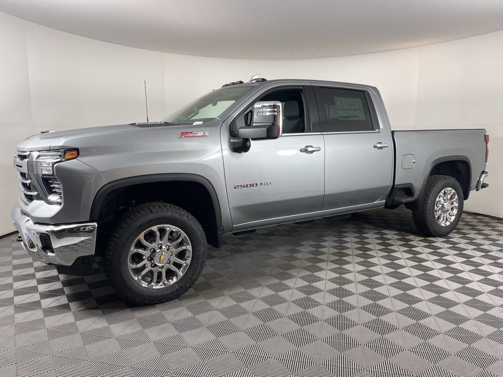 2025 Chevrolet Silverado 2500 LTZ 2