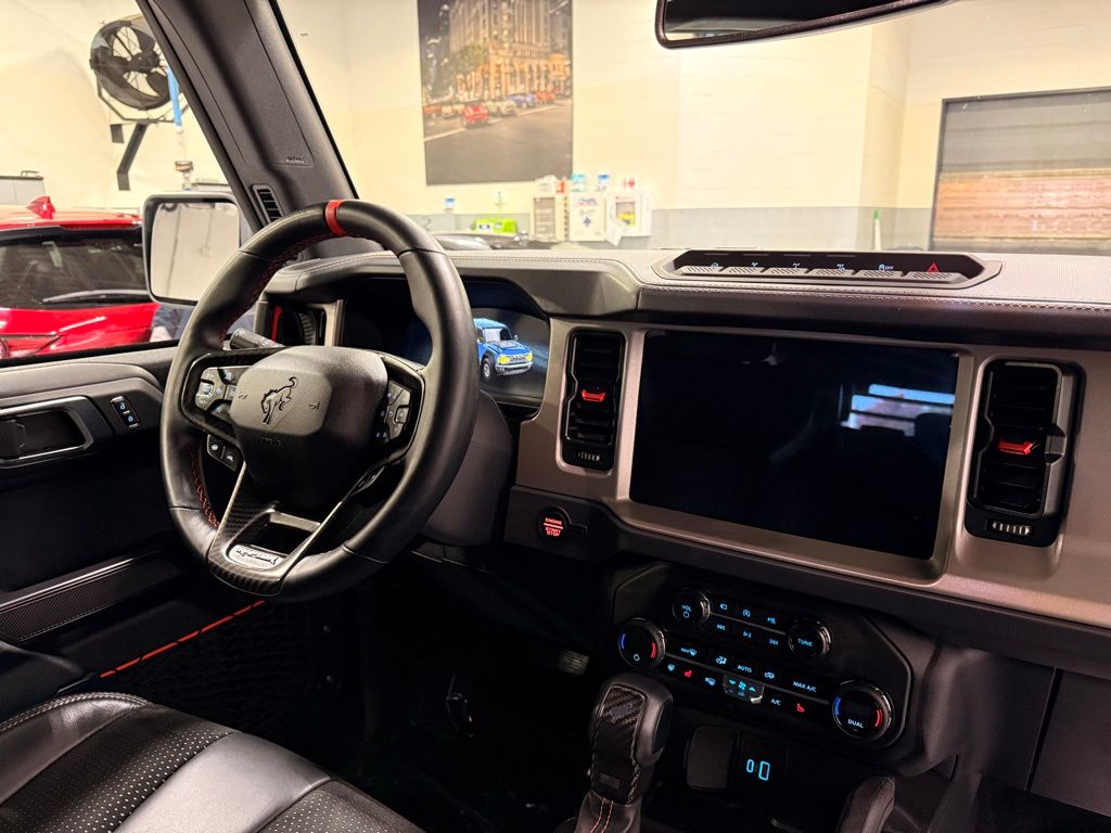 Thumbnail: 2024 Ford Bronco - 31