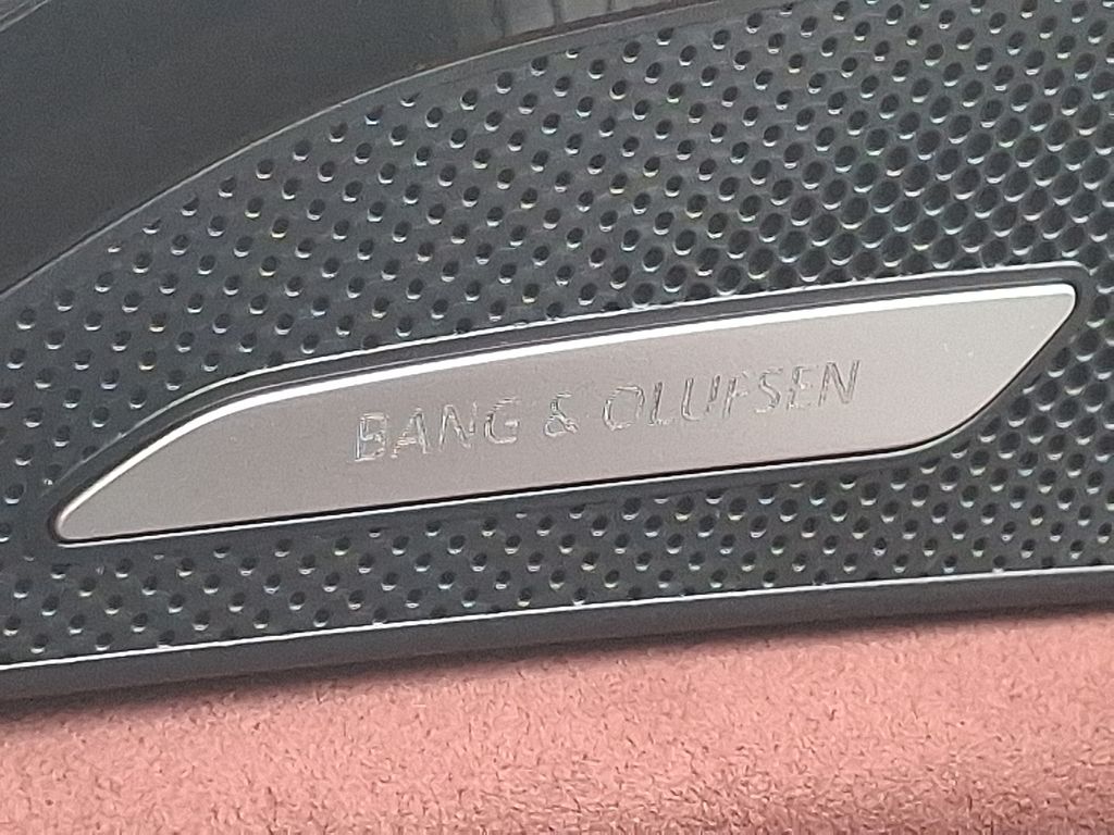 Thumbnail: 2025 Audi SQ5 - 21