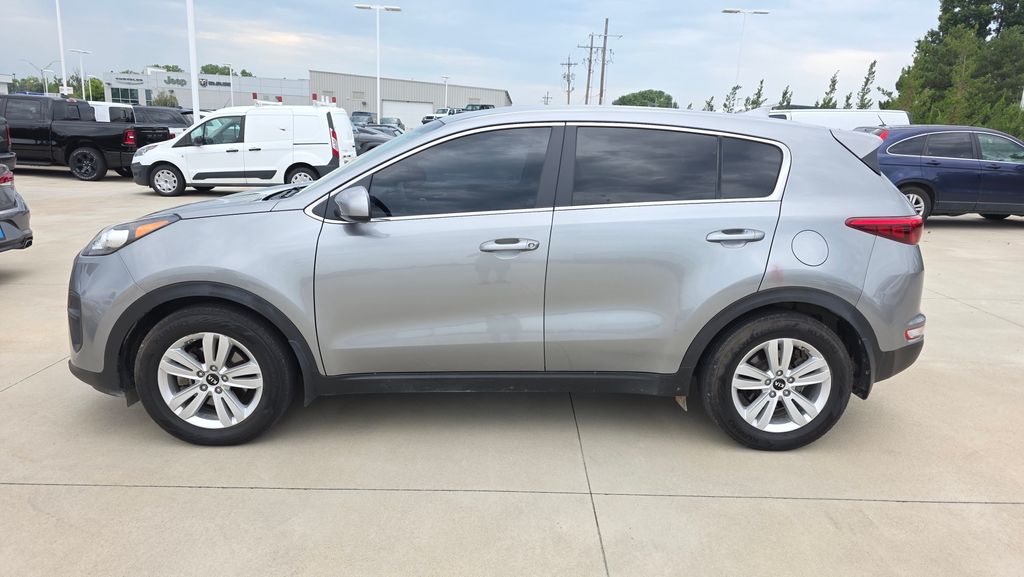 Used 2019 Kia Sportage LX with VIN KNDPM3AC6K7599476 for sale in Kansas City