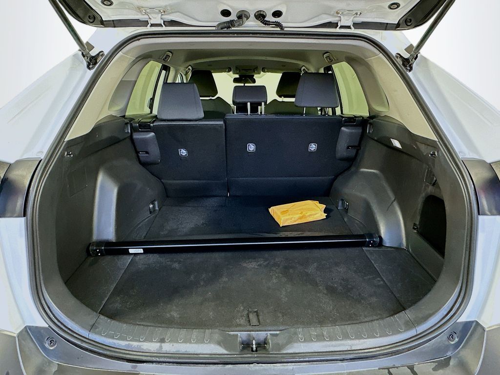 Thumbnail: 2024 Toyota RAV4 - 26