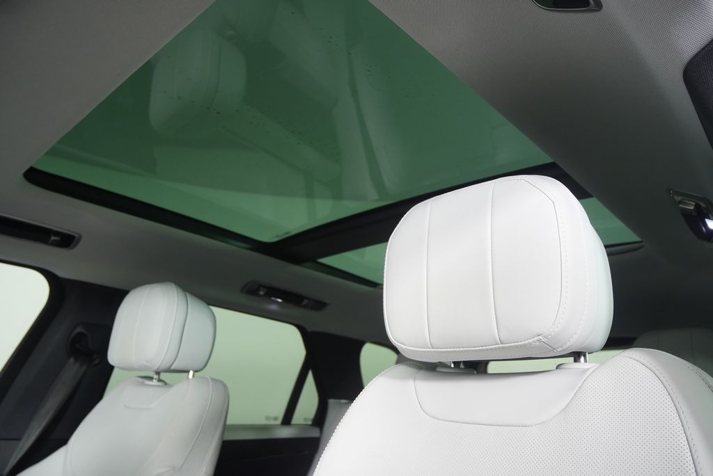 Thumbnail: 2023 Land Rover Range Rover Sport - 13