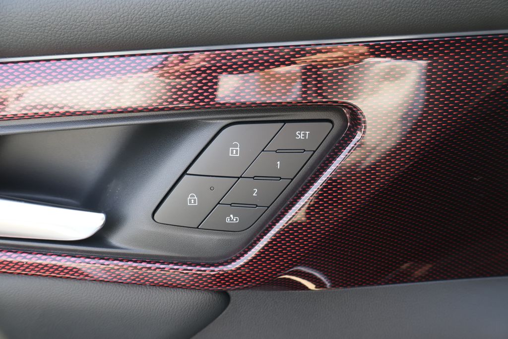 Thumbnail: 2026 Chevrolet Traverse - 18