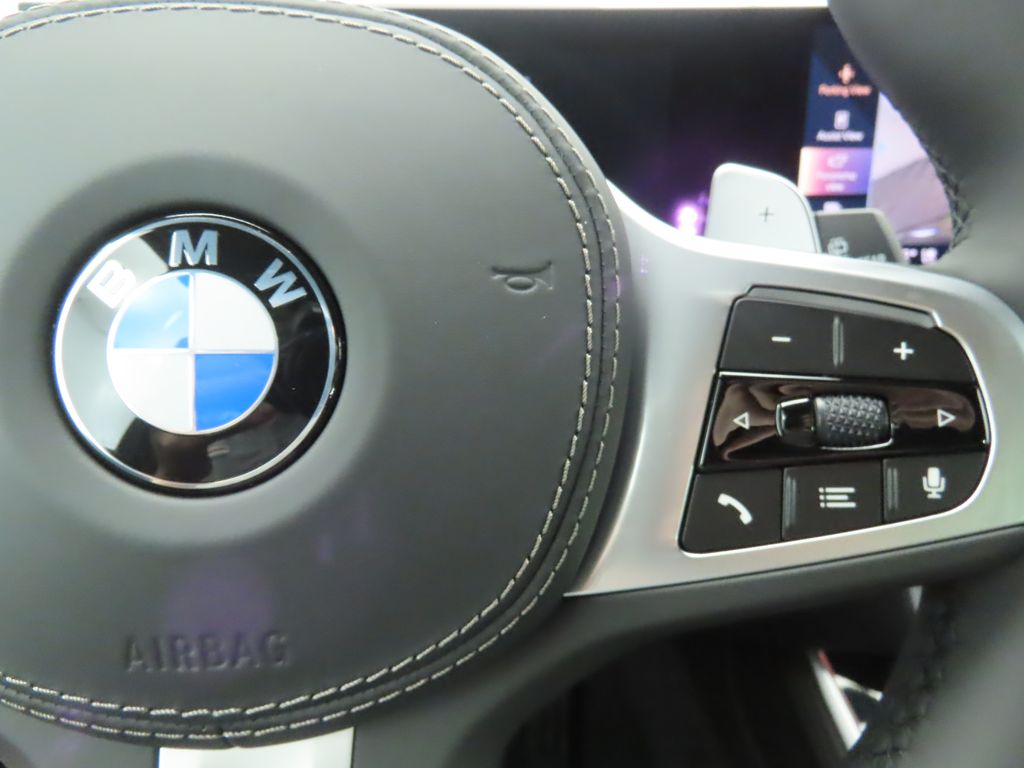 2025 BMW X5 xDrive40i 12