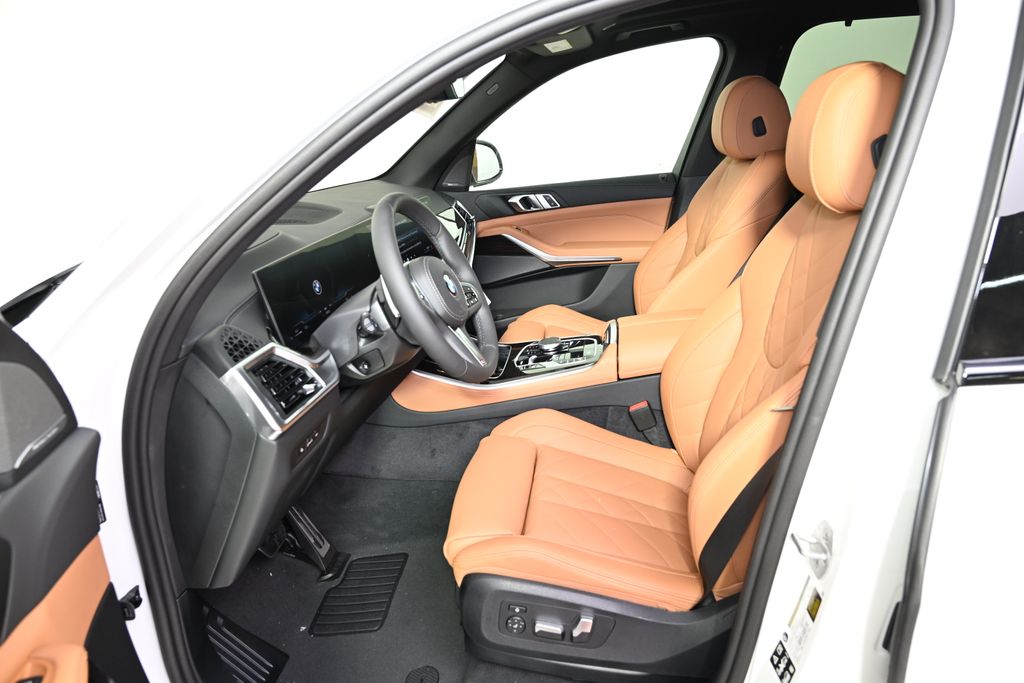 Thumbnail: 2026 BMW X5 - 14