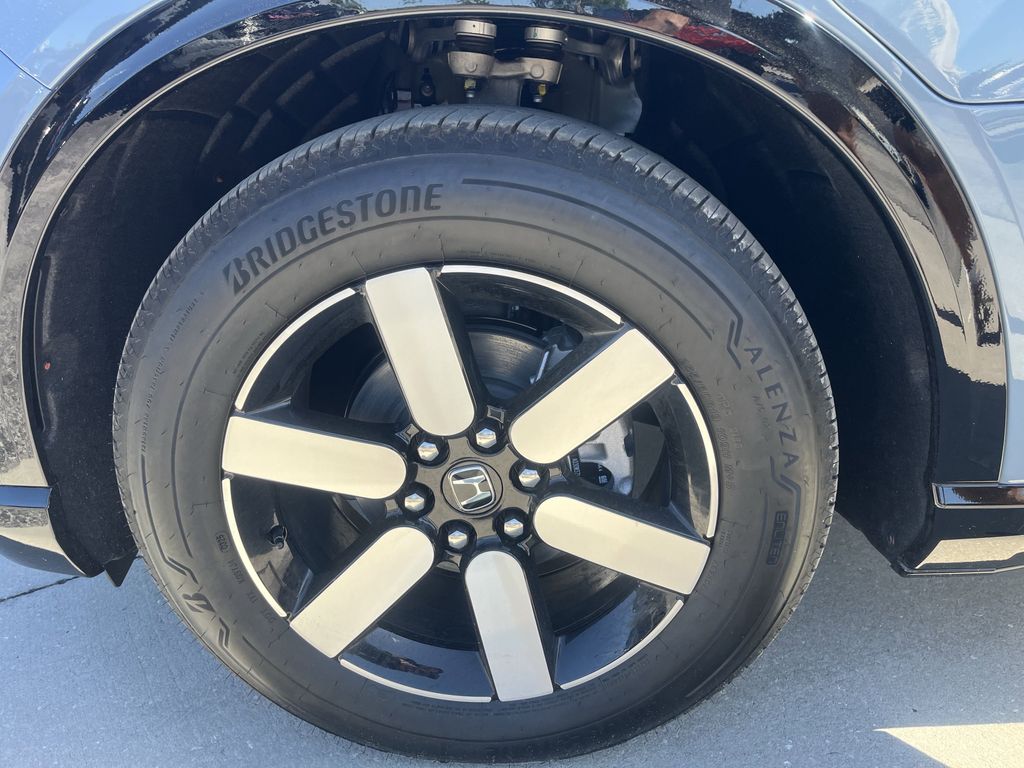 new 2025 Honda Prologue car, priced at $40,461