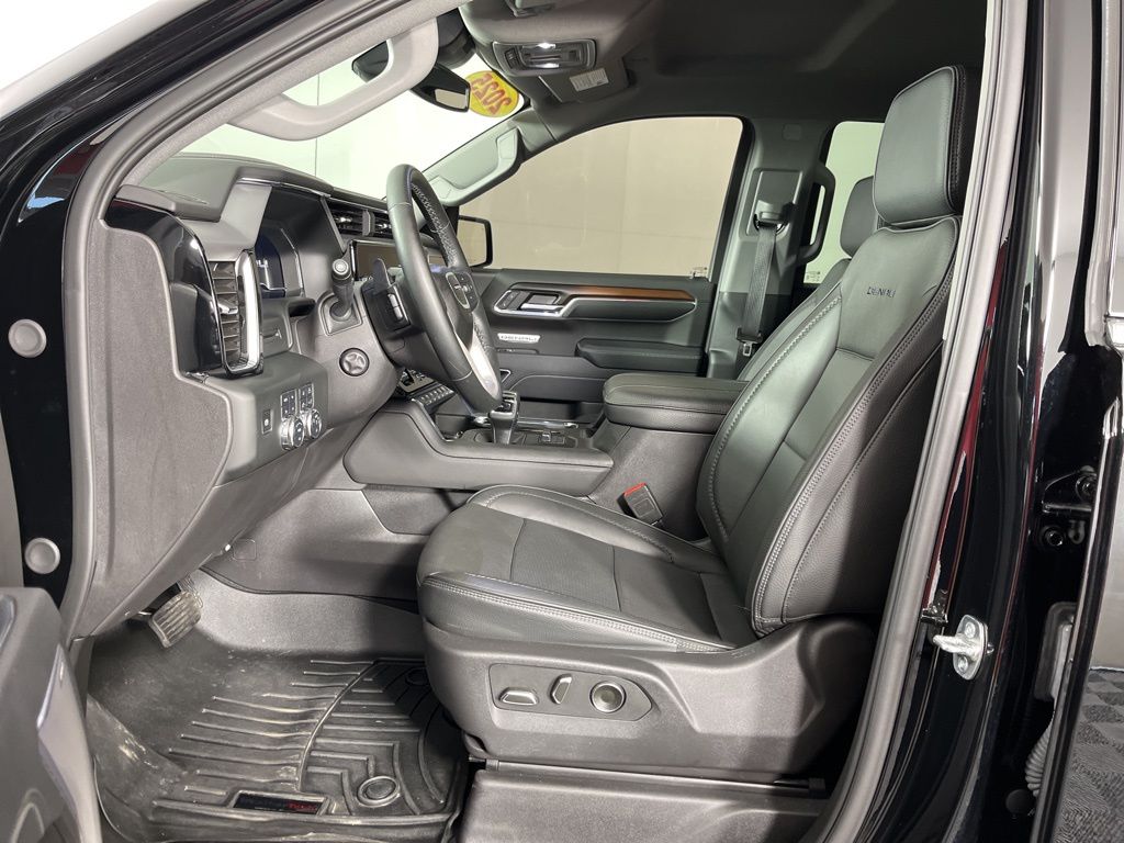 Thumbnail: 2025 GMC Sierra 1500 - 22