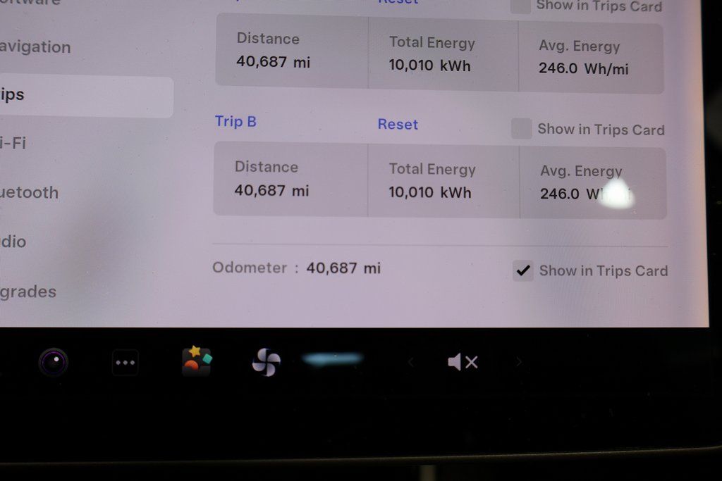 Thumbnail: 2020 Tesla Model 3 - 17
