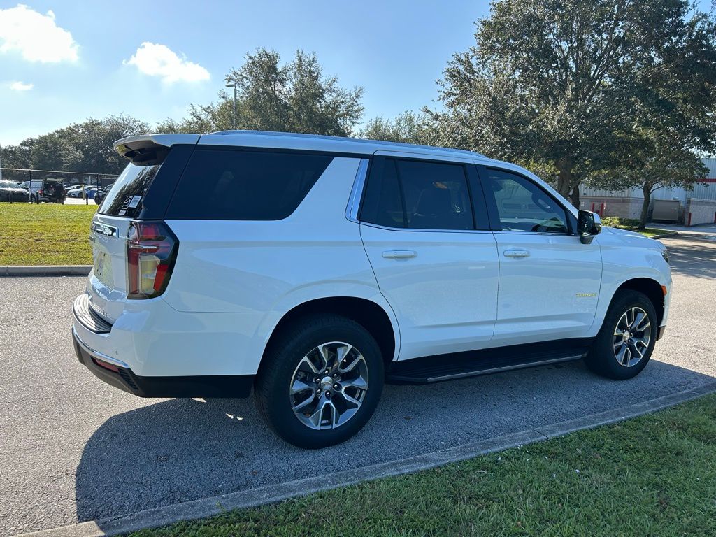 Thumbnail: 2024 Chevrolet Tahoe - 5