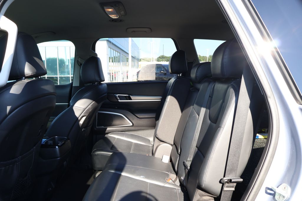 Thumbnail: 2020 Kia Telluride - 29