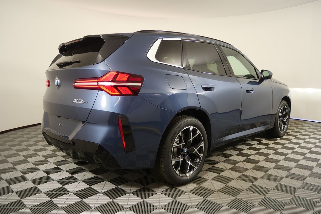 Thumbnail: 2026 BMW X3 - 3