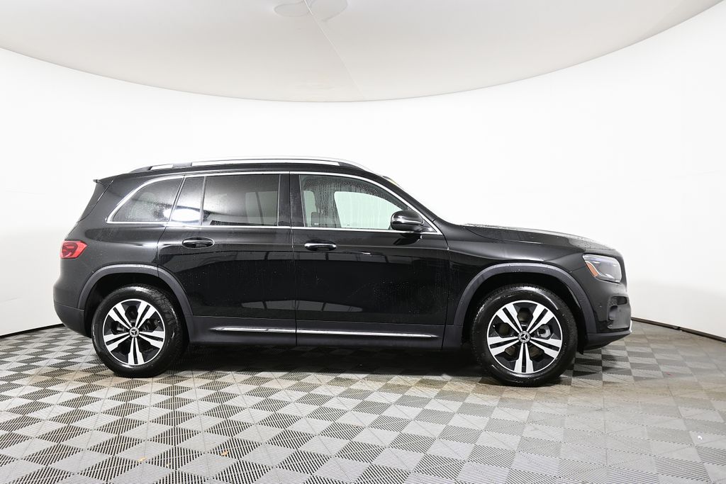 Thumbnail: 2026 Mercedes-Benz GLB - 8