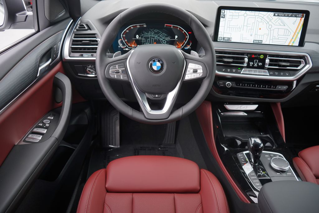 2025 BMW X4 xDrive30i 15