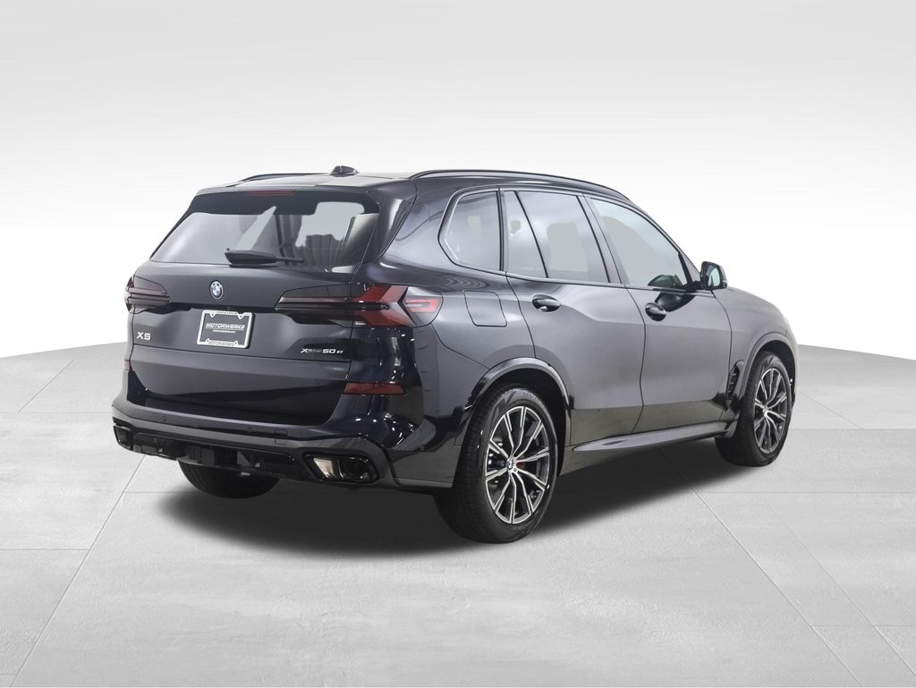 Thumbnail: 2026 BMW X5 - 5