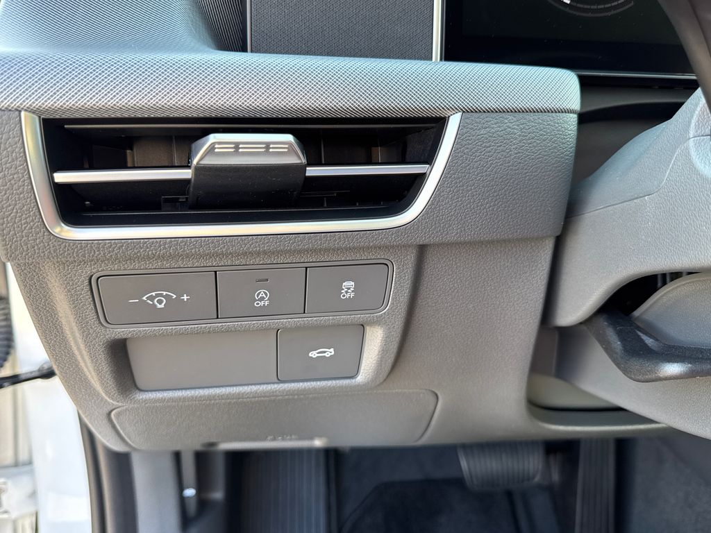 2025 Hyundai Sonata SE photo 19