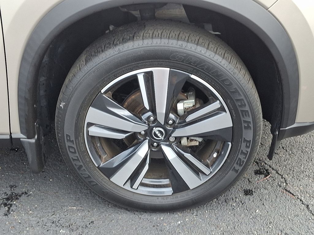 Thumbnail: 2022 Nissan Rogue - 8