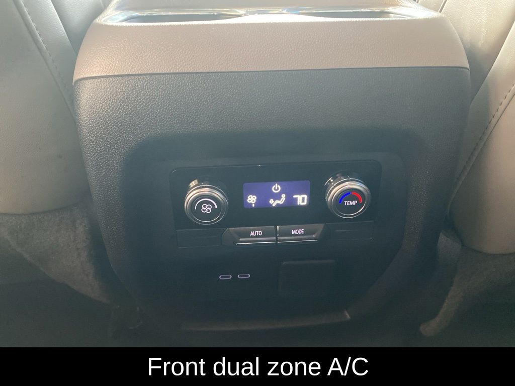 Used 2024 White GMC Elevation image 12