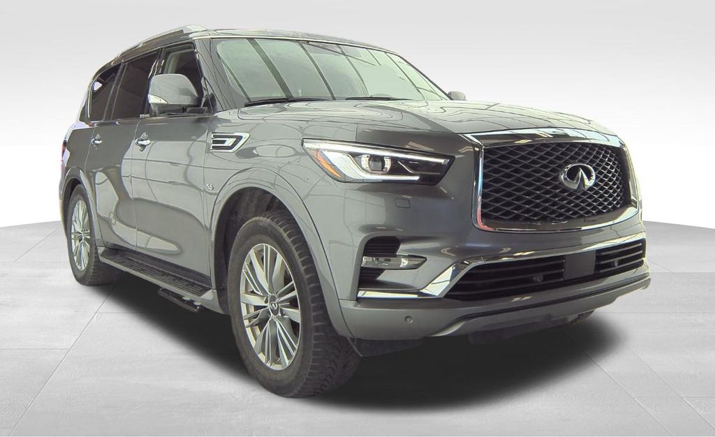 2019 INFINITI QX80 LUXE 2