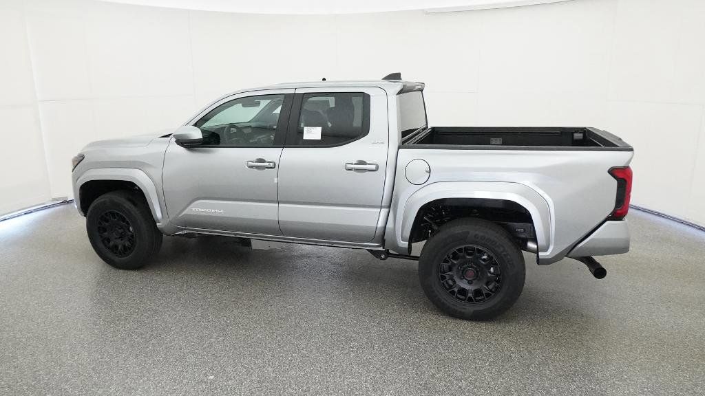 Thumbnail: 2025 Toyota Tacoma - 32