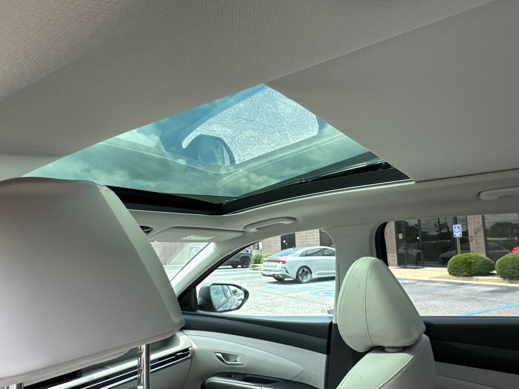 2025 Hyundai Tucson Hybrid SEL Convenience photo 13