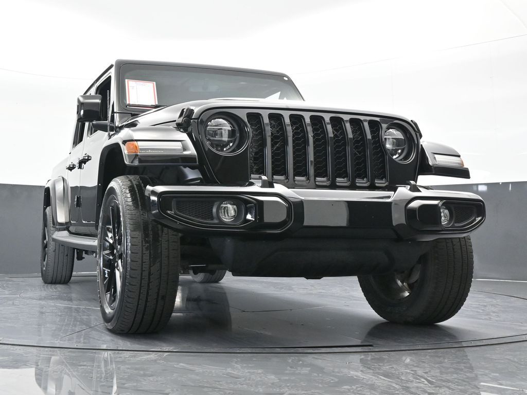 Used 2022 Black Clearcoat Jeep High Altitude image 60