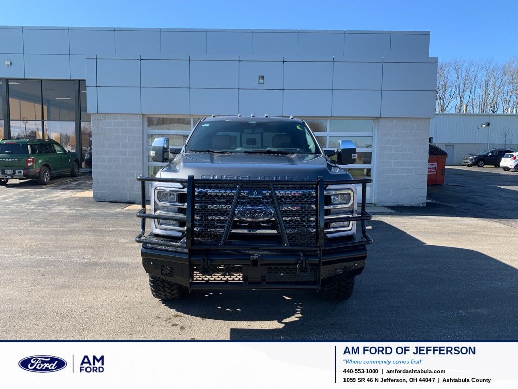 2024 Ford F-250 Super Duty Lariat Crew Cab 4WD