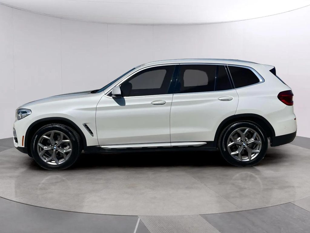Used 2021 Mineral White Metallic BMW xDrive30i image 2