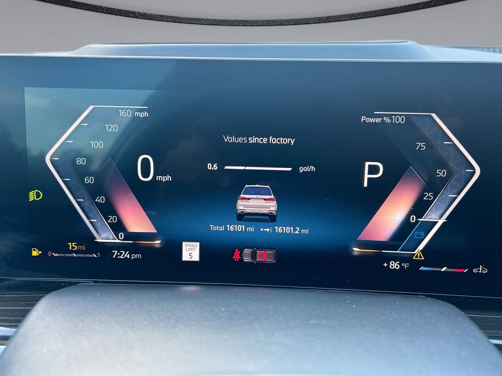 Thumbnail: 2026 BMW X7 - 24
