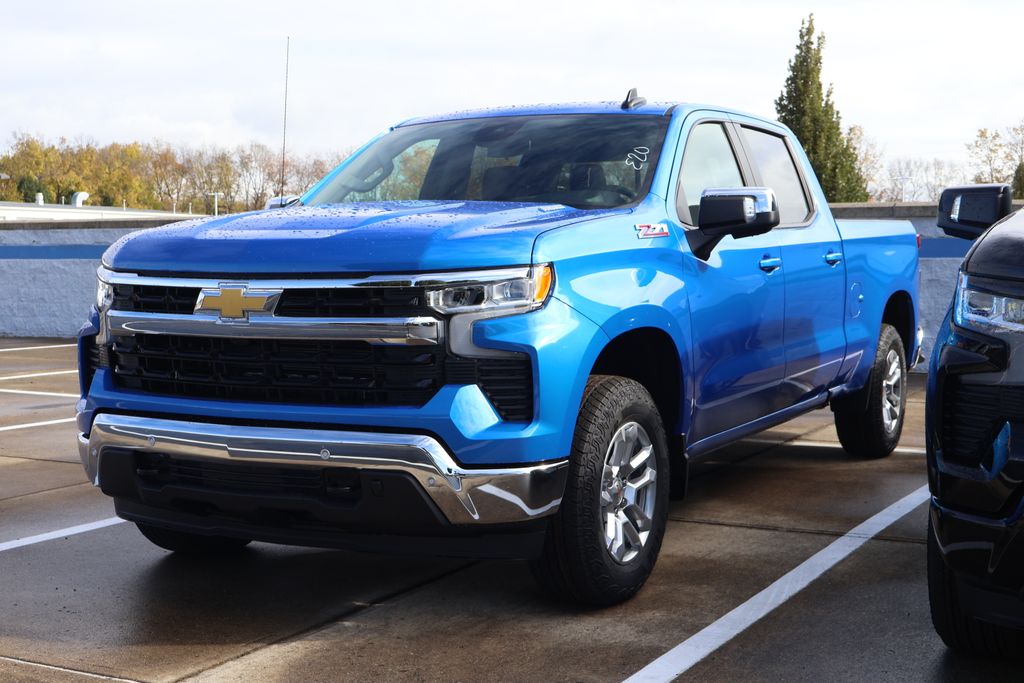 Thumbnail: 2026 Chevrolet Silverado 1500 - 1