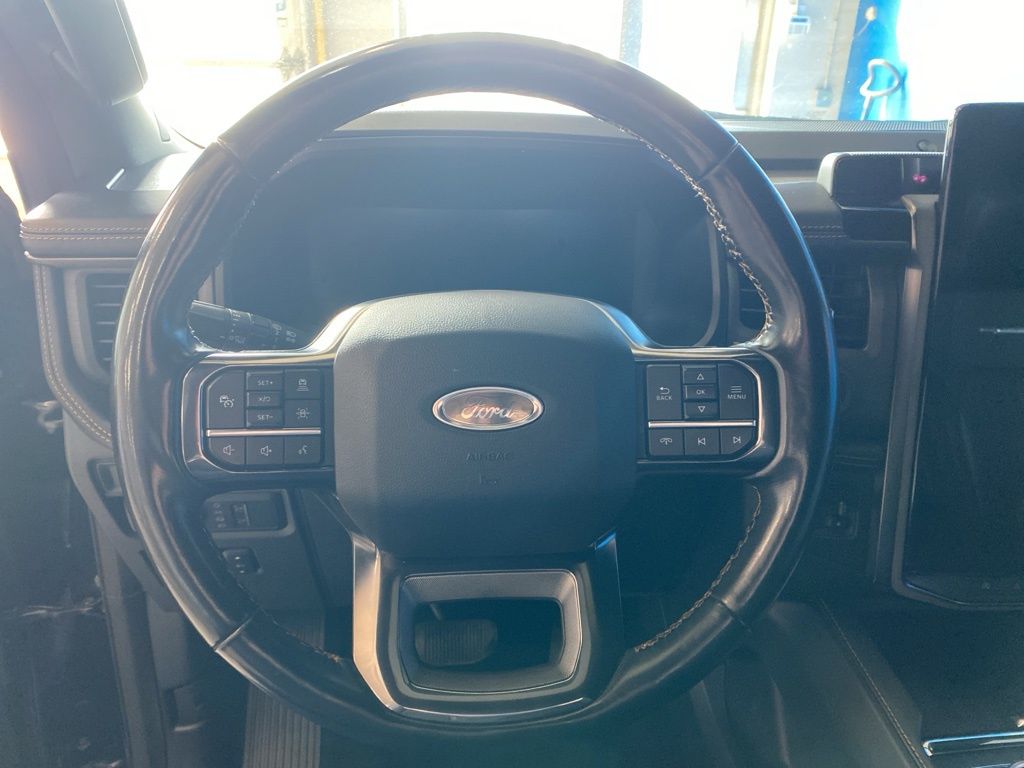 Used 2022 Black Ford Platinum image 7