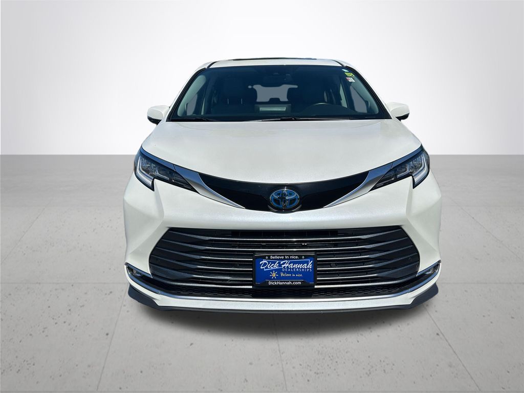 2021 Toyota Sienna Limited
