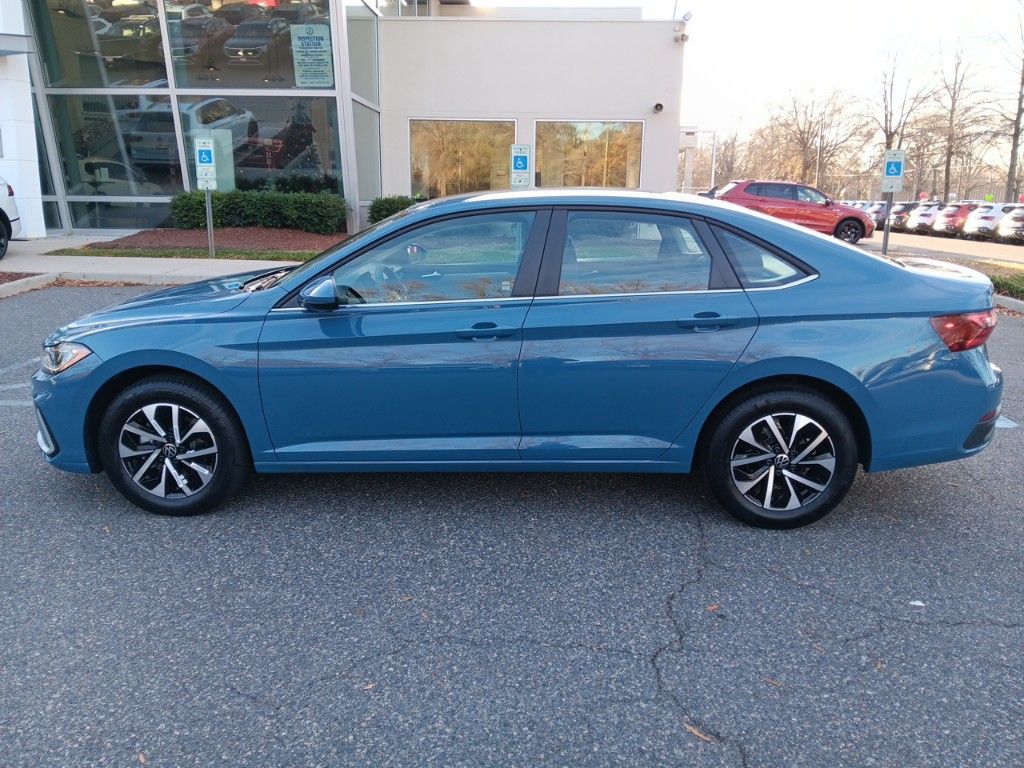 2025 Volkswagen Jetta 1.5T S 2